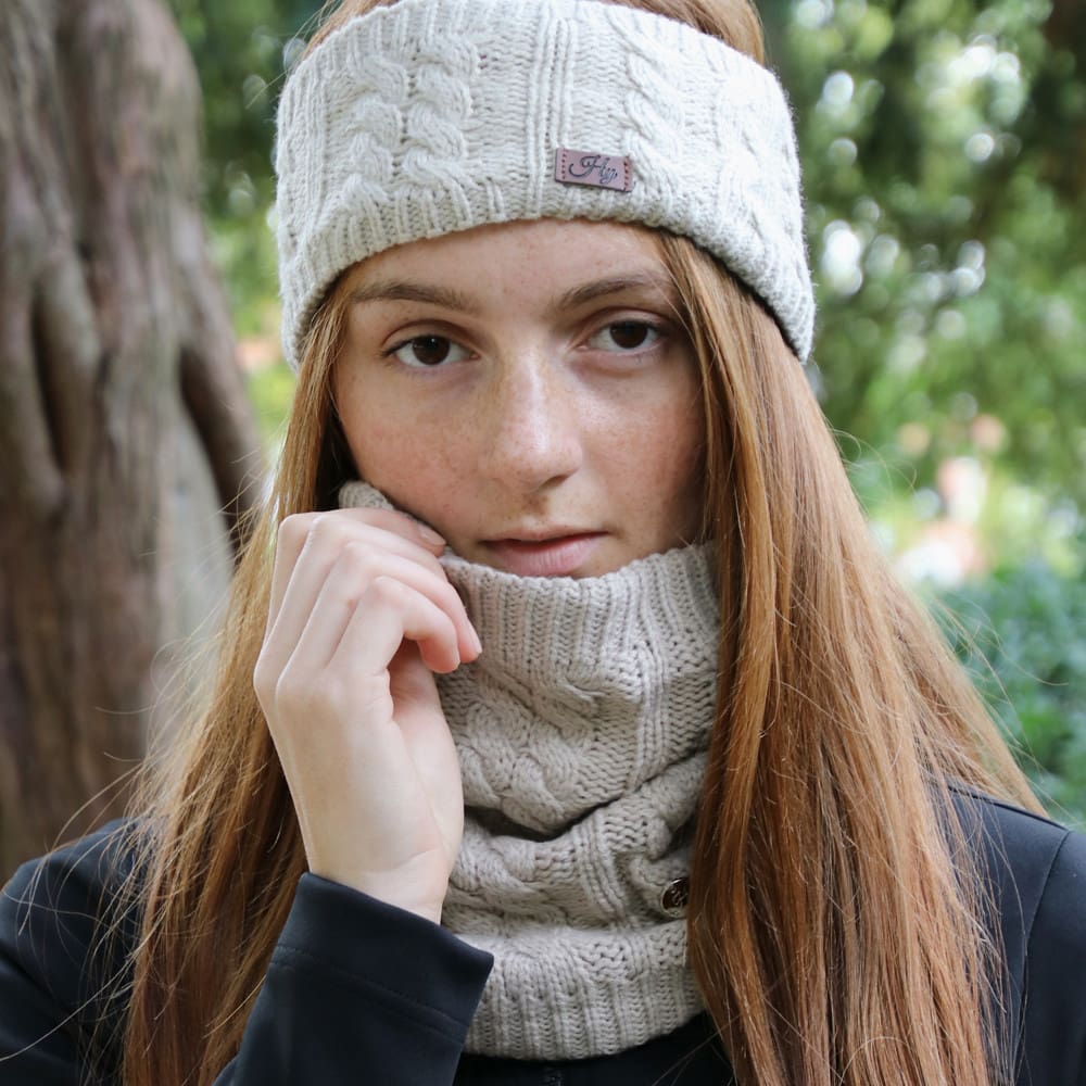 Hy Equestrian Meribel Cable Knit Snood - Image 2