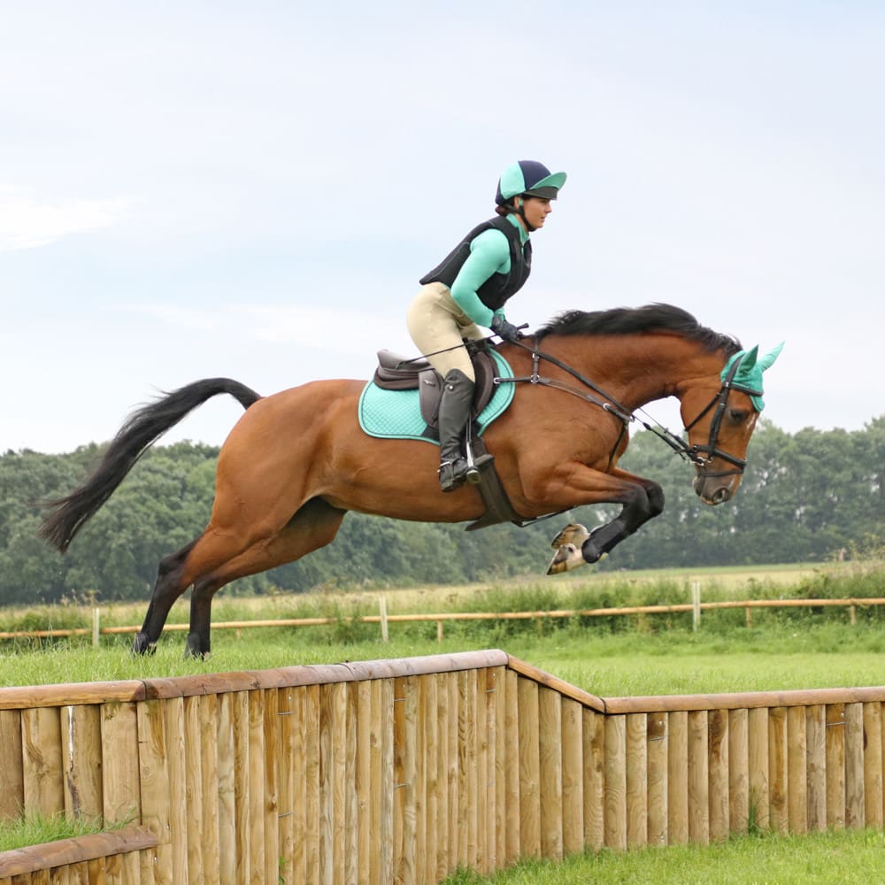 Hy Sport Active Close Contact Saddle Pad - Image 16