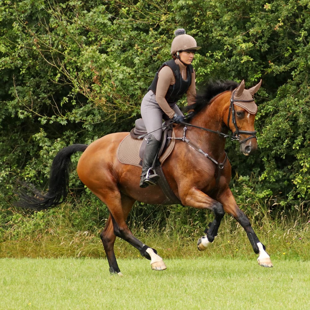 Hy Sport Active Close Contact Saddle Pad - Image 18
